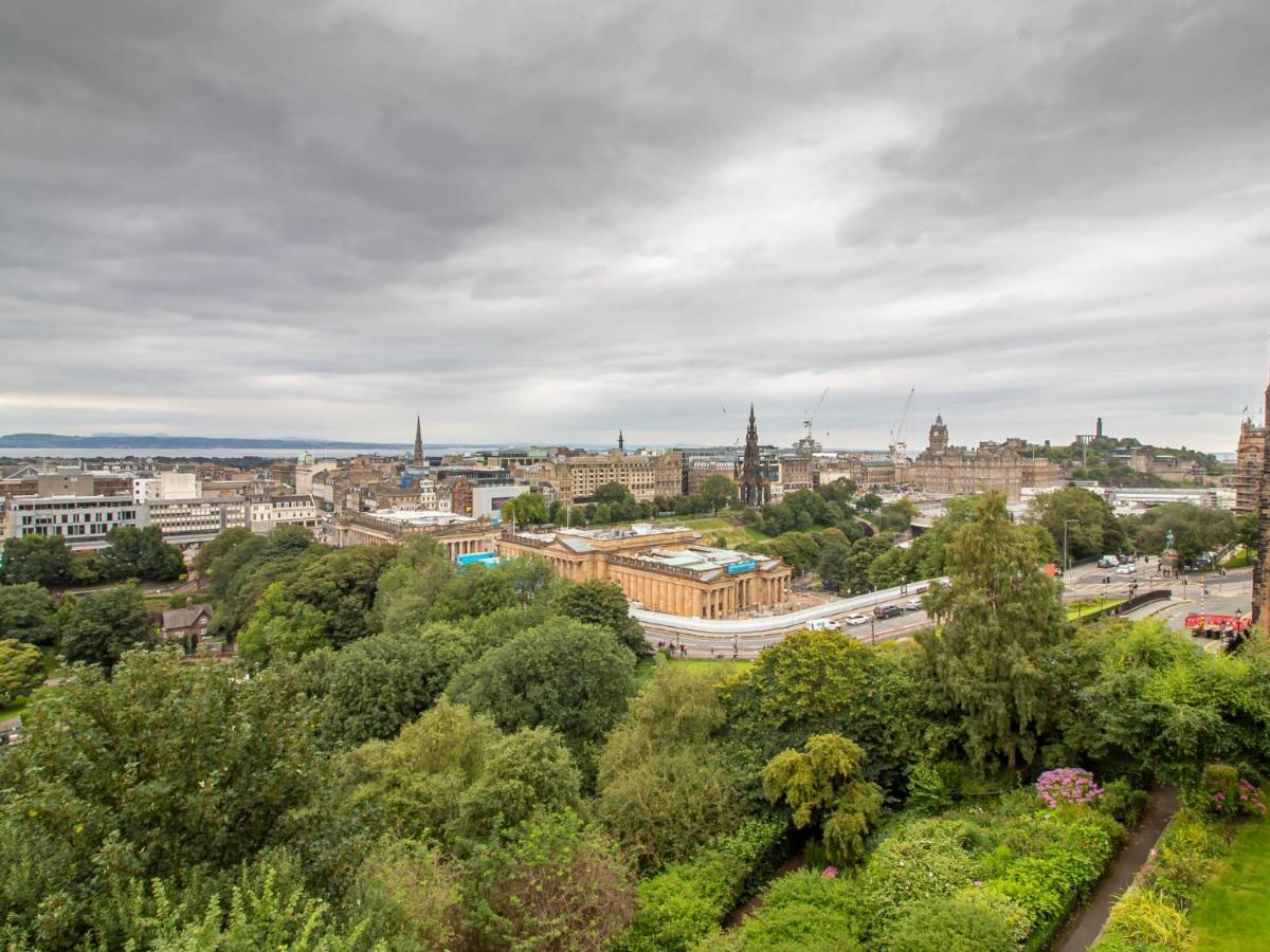 Luxury Royal Mile Apartment By The Castle - Sleeps 4 Edinburgh Eksteriør billede