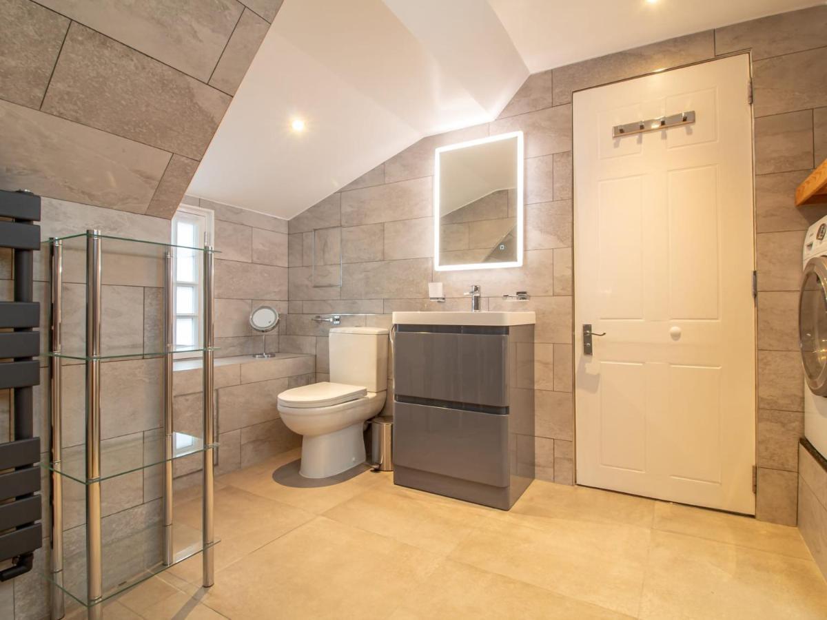 Luxury Royal Mile Apartment By The Castle - Sleeps 4 Edinburgh Eksteriør billede