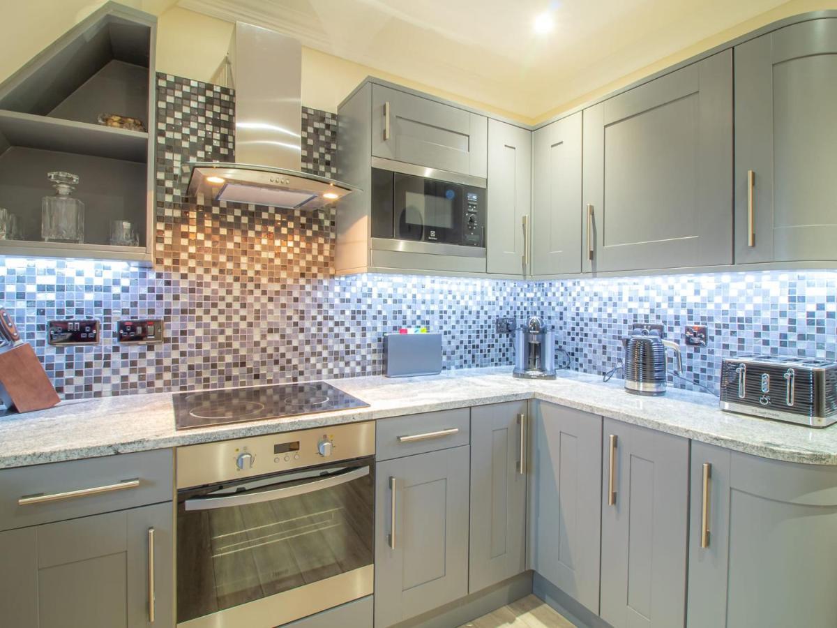 Luxury Royal Mile Apartment By The Castle - Sleeps 4 Edinburgh Eksteriør billede
